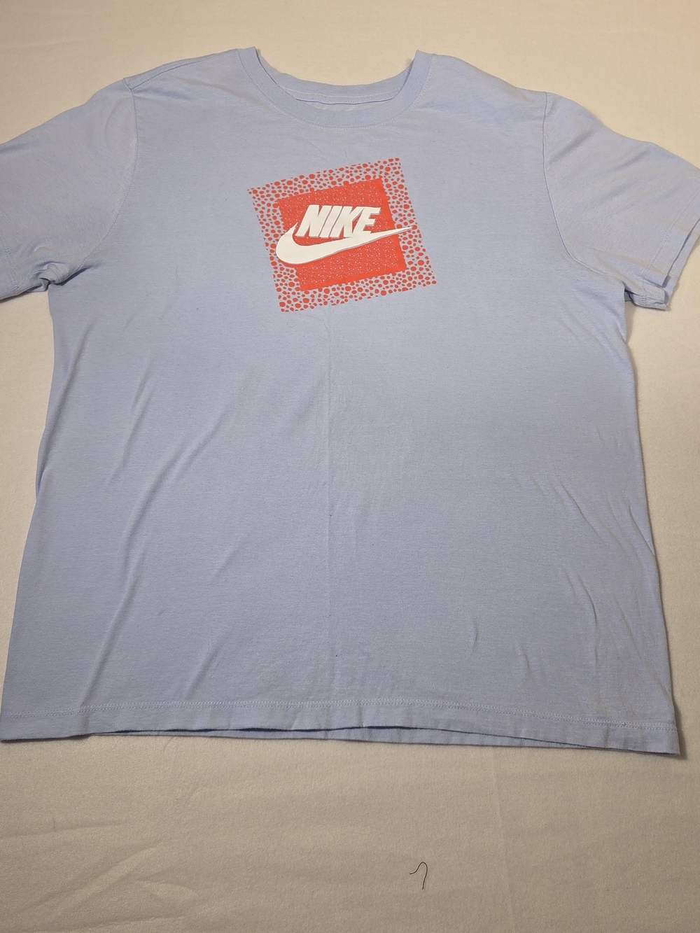 Nike Men’s Light Blue Graphic T-Shirt